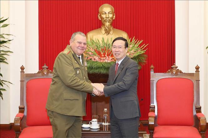 Đảng, Nhà nước Việt Nam hết sức coi trọng, củng cố và gìn giữ quan hệ với Cu-ba