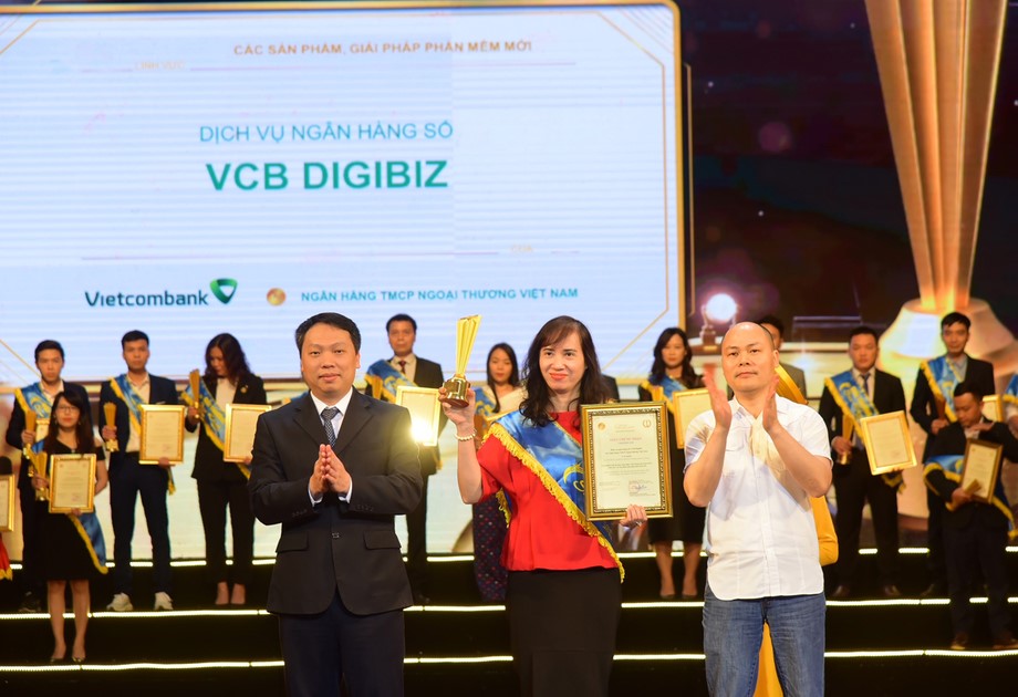Vietcombank nâng cao trải nghiệm ngân hàng số