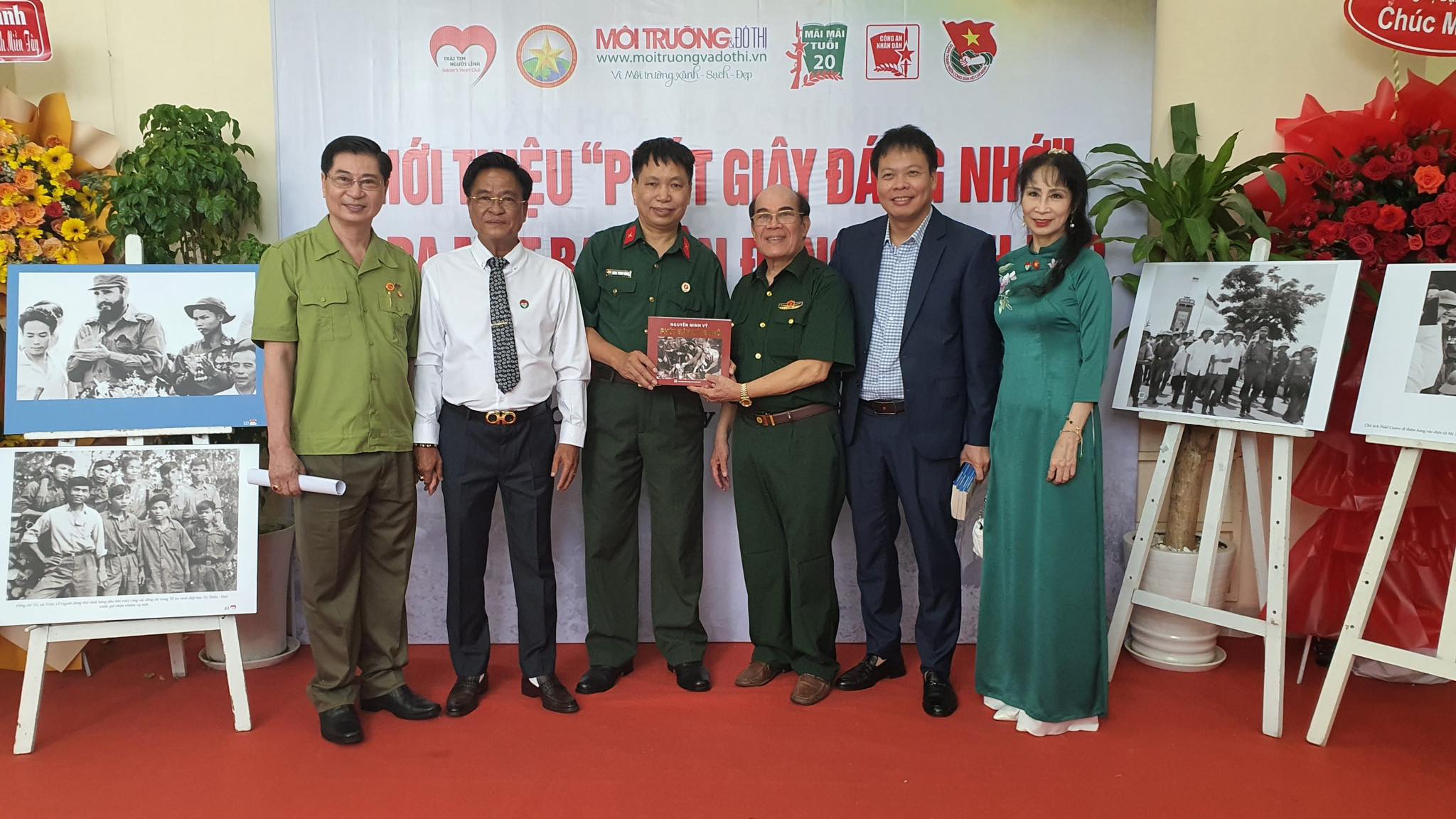 Giới thiệu sách ảnh “Phút giây đáng nhớ”