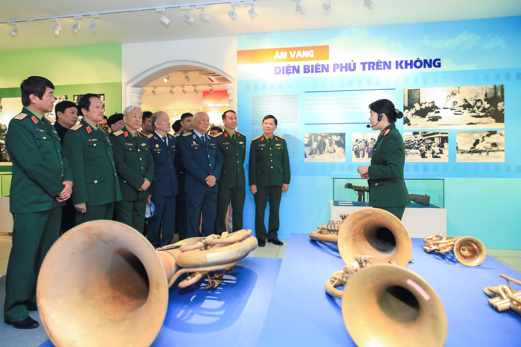 Khai mạc triển lãm “Điện Biên Phủ trên không - Bước ngoặt lịch sử”