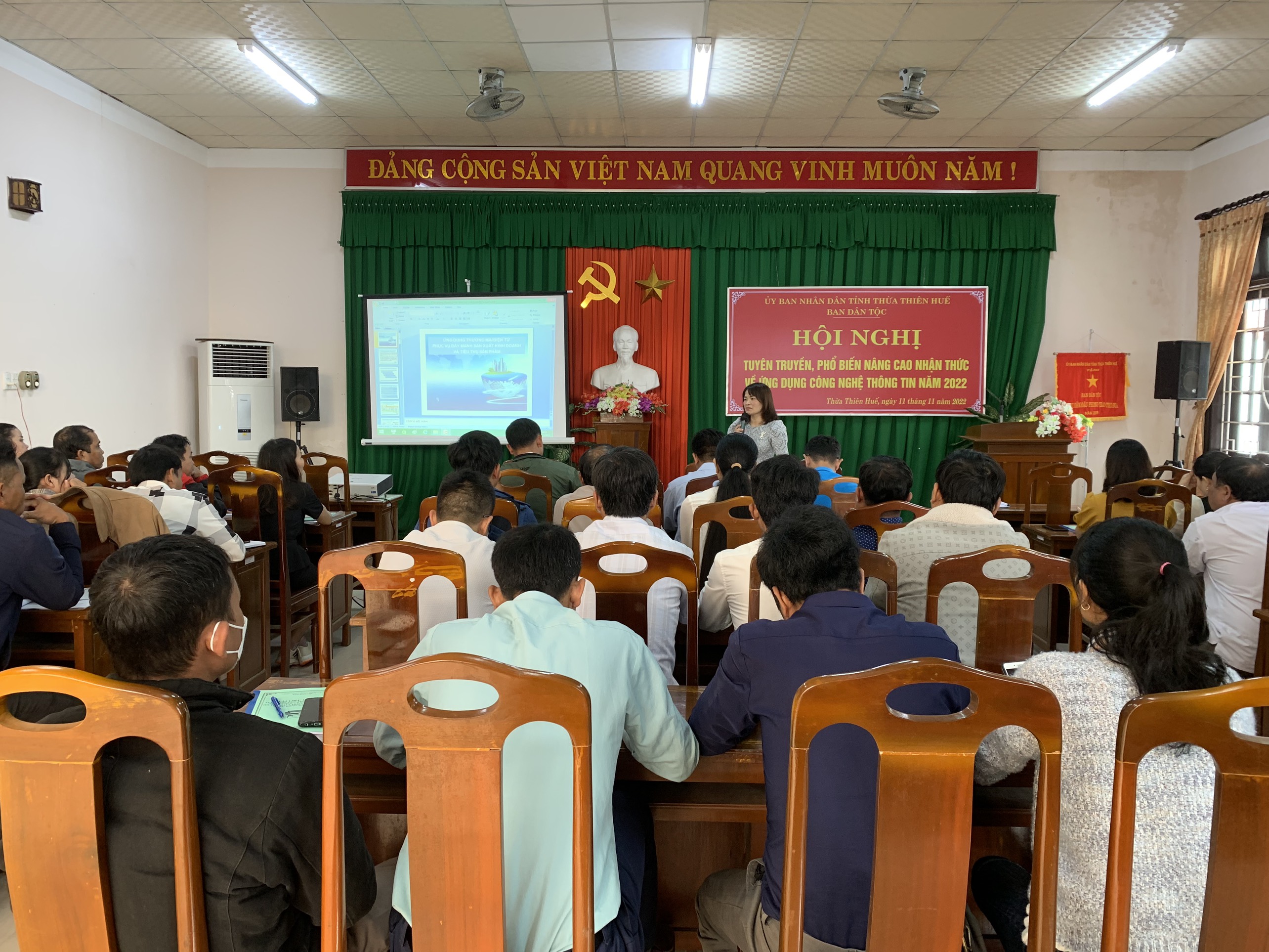 Thừa Thiên - Huế Đẩy mạnh truyền thông về Chương trình MTQG phát triển KTXH vùng đồng bào DTTS