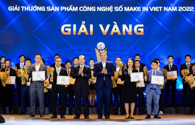 Tôn vinh các doanh nghiệp, tổ chức có sản phẩm công nghệ số xuất sắc