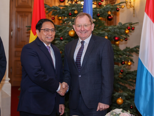 Thủ tướng Phạm Minh Chính hội kiến Chủ tịch Nghị viện Luxembourg