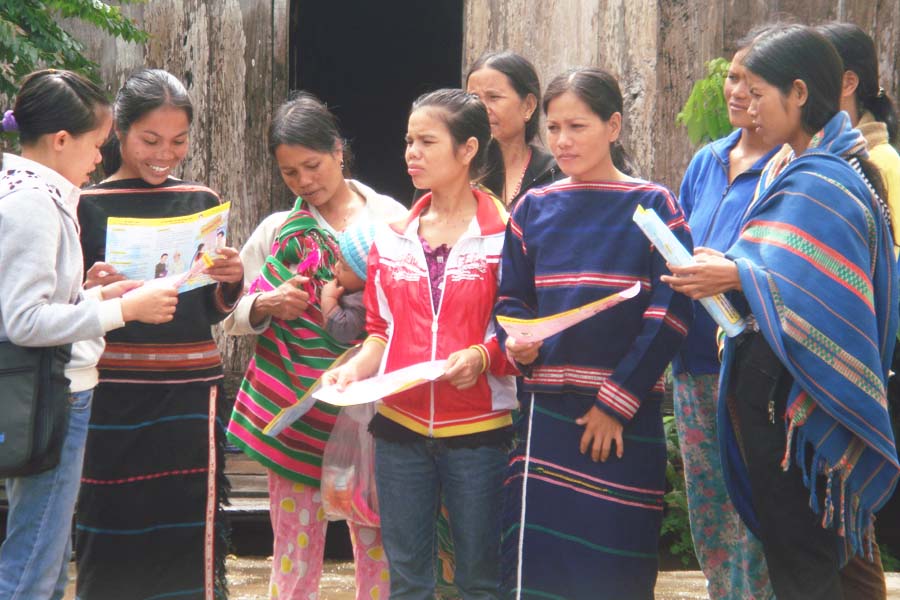 Thực hiện bình đẳng giới đối với phụ nữ và trẻ em vùng dân tộc thiểu số