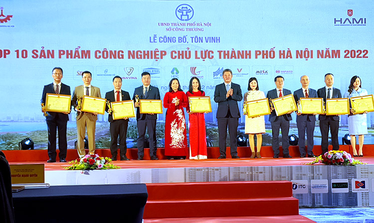 Hà Nội tôn vinh 33 sản phẩm công nghiệp chủ lực năm 2022