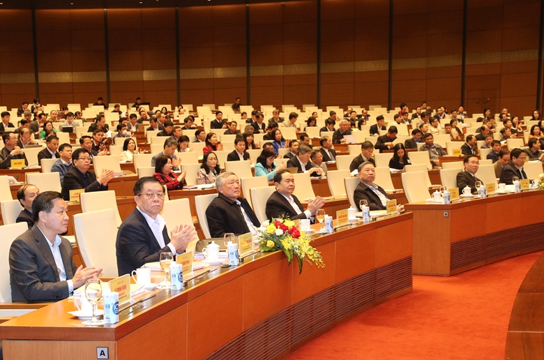 Cơ chế nào bảo vệ cán bộ dám nghĩ dám làm