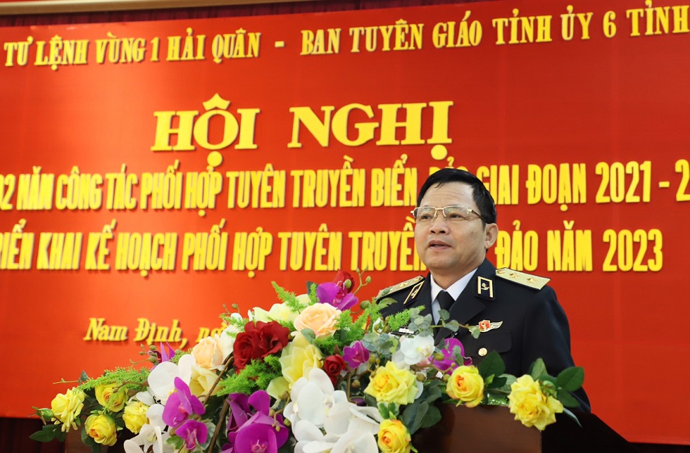 Vùng 1 Hải quân tăng cường phối hợp tuyên truyền biển, đảo