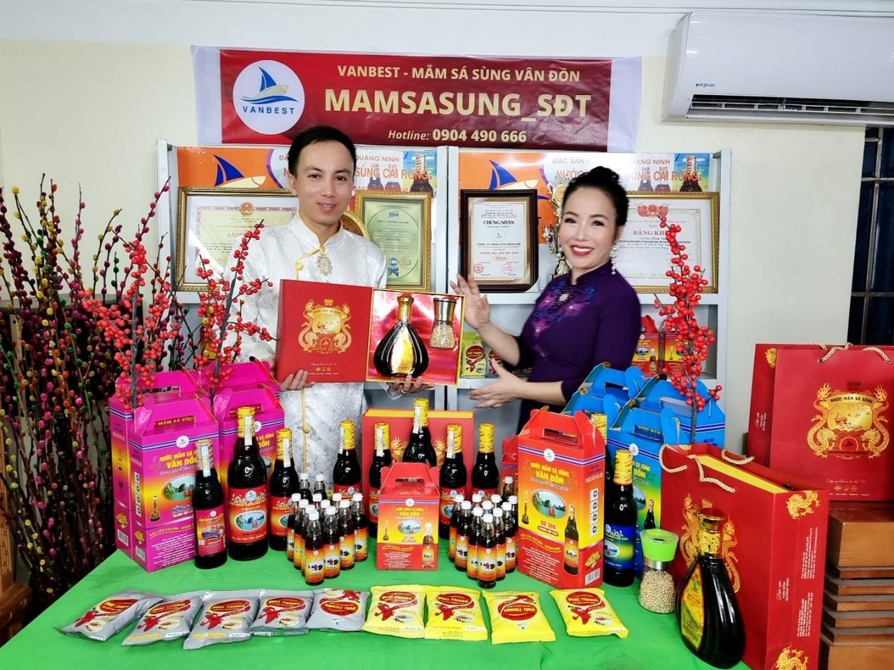 Nước mắm, muối tôm đạt chuẩn OCOP 4 sao Quảng Ninh “hút” khách dịp cuối năm