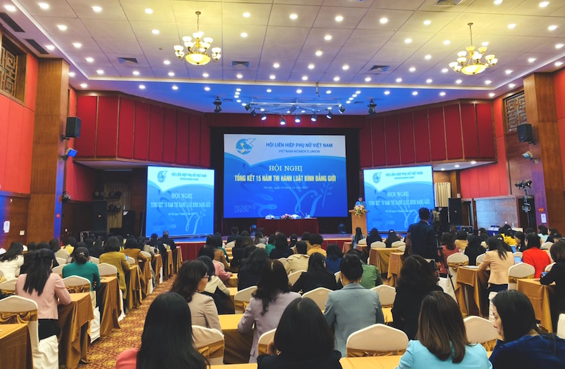 Tăng cường trách nhiệm và hành động của các cơ quan chức năng và xã hội về bình đẳng giới