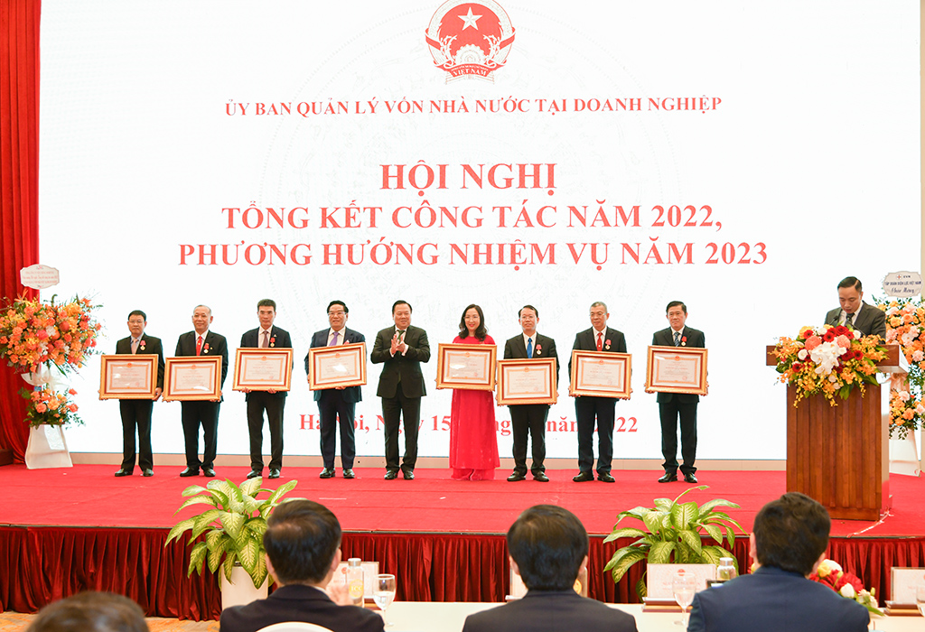 Các tập đoàn, tổng công ty tiếp tục khẳng định vai trò nòng cốt của kinh tế nhà nước