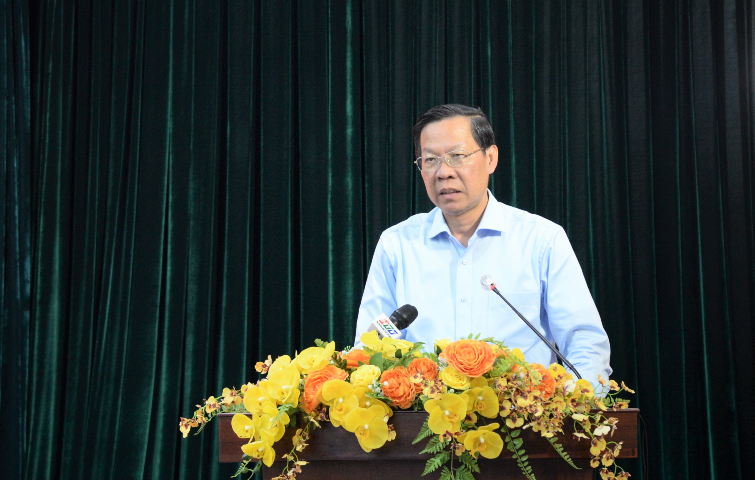 Nhanh chóng hoàn thiện Đề án Phát triển kinh tế dịch vụ của Quận 1