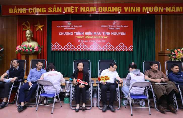 Những “Giọt hồng nhân ái”