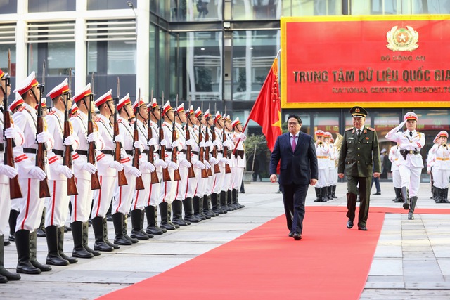 Xứng đáng là lực lượng vũ trang trọng yếu, tin cậy, tuyệt đối trung thành của Đảng, Nhà nước và nhân dân