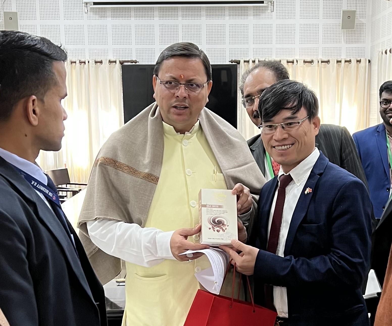 Thúc đẩy hợp tác thương mại, đầu tư với bang Uttarakhand của Ấn Độ