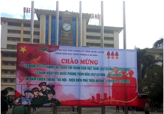 Vụ pano in hình quốc kỳ Trung Quốc Tạm đình chỉ công tác hai cán bộ