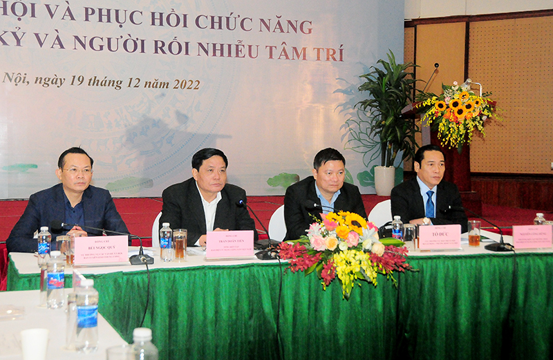 Đẩy mạnh trợ giúp xã hội đối với trẻ tự kỷ và người rối nhiễu tâm trí
