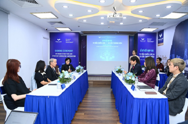 Richard Moore Associates tư vấn chiến lược thương hiệu cho Meey Land