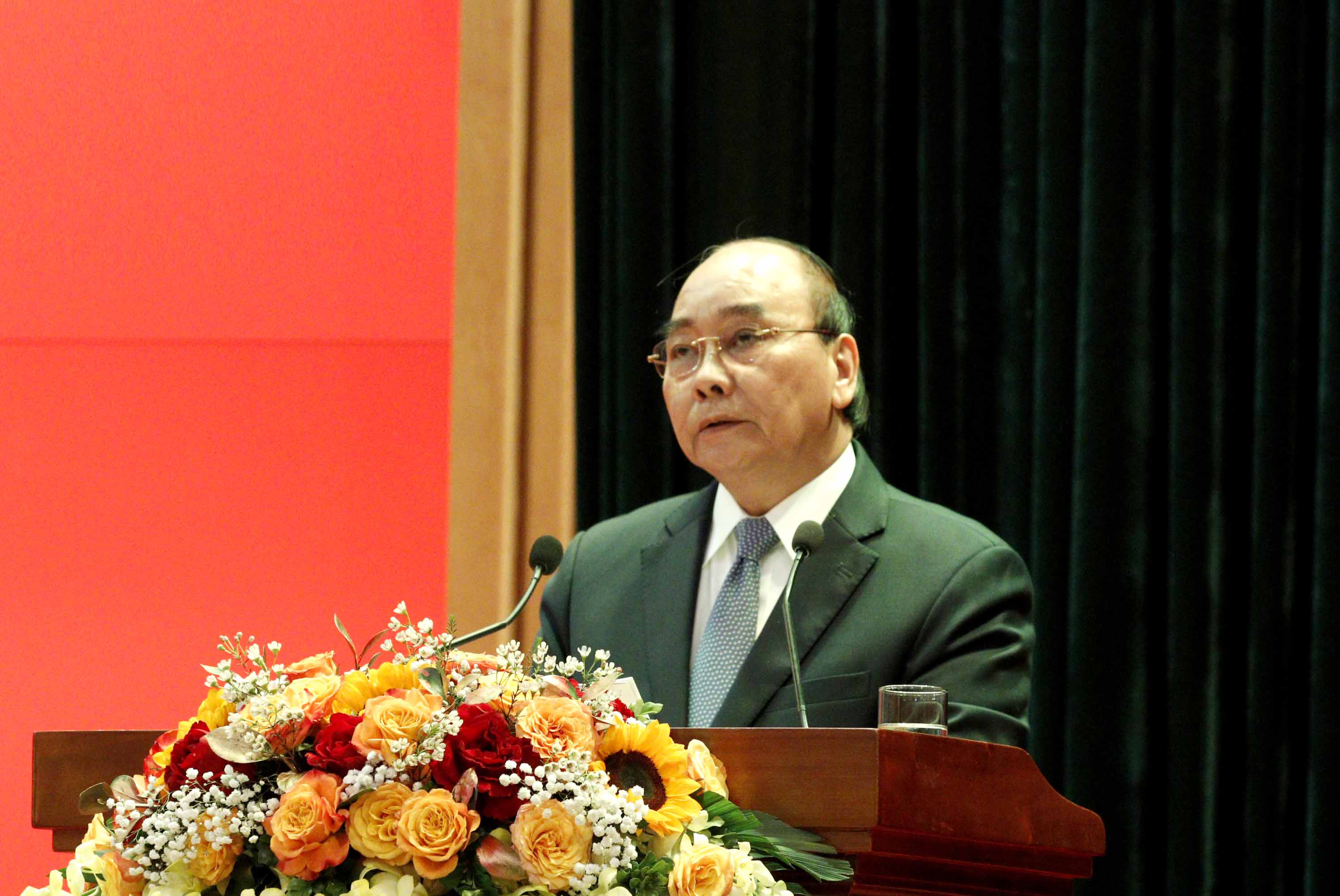 Phát huy vai trò nòng cốt, đi đầu trong ngăn chặn, đẩy lùi các nguy cơ, thách thức
