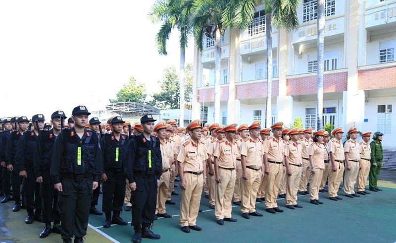 CSGT Đồng Nai Ra quân đảm bảo trật tự an toàn giao thông