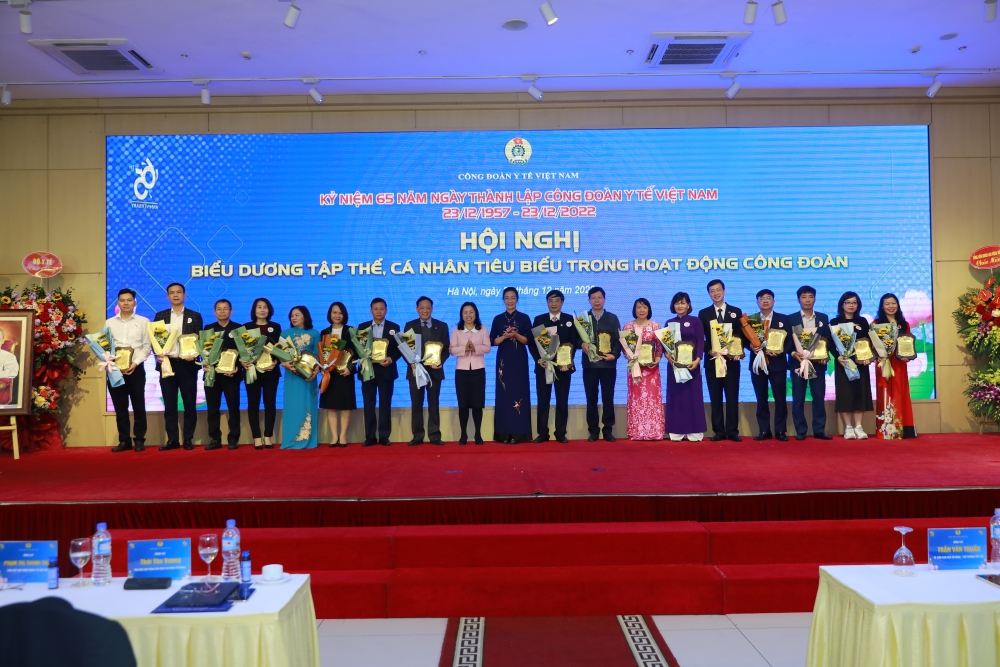 Tôn vinh 65 cán bộ Công đoàn tiêu biểu xuất sắc ngành Y tế