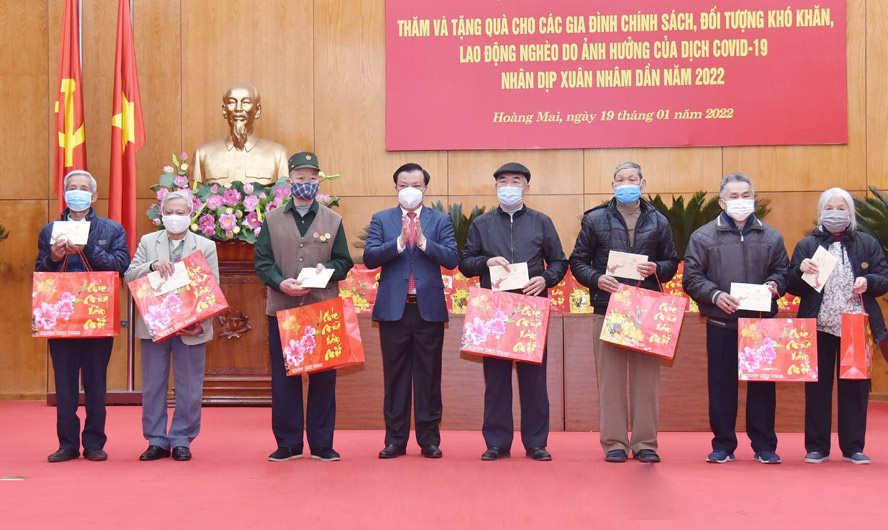 Hà Nội dành hơn 554 tỷ đồng tặng quà cho đối tượng chính sách dịp Tết Nguyên đán 2023
