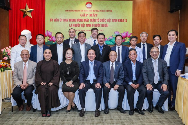 Tiếp tục là hạt nhân, xây dựng phát triển cộng đồng người Việt Nam ở nước ngoài