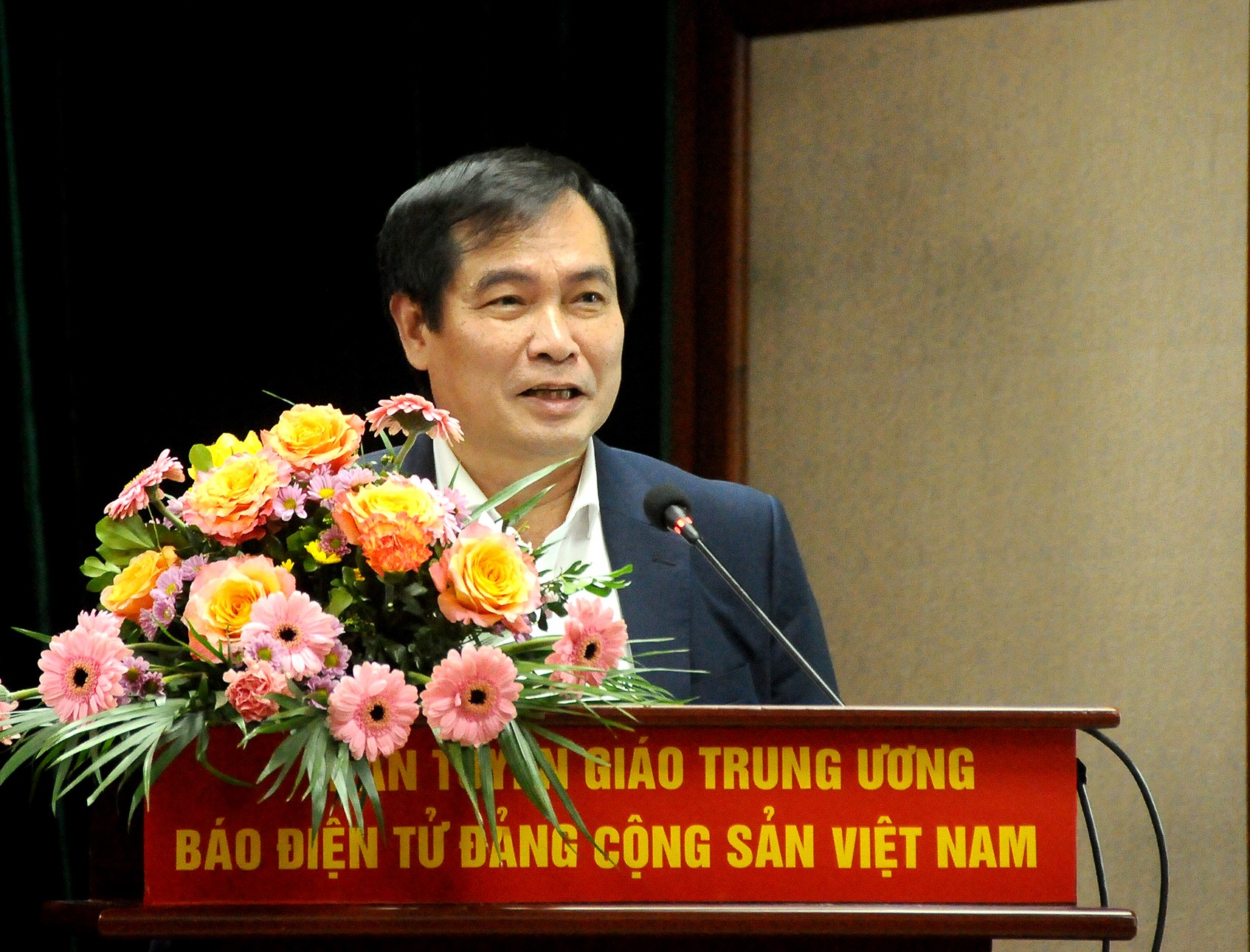 Phát huy vai trò của cơ quan báo chí chủ lực trong hệ thống báo chí cách mạng Việt Nam