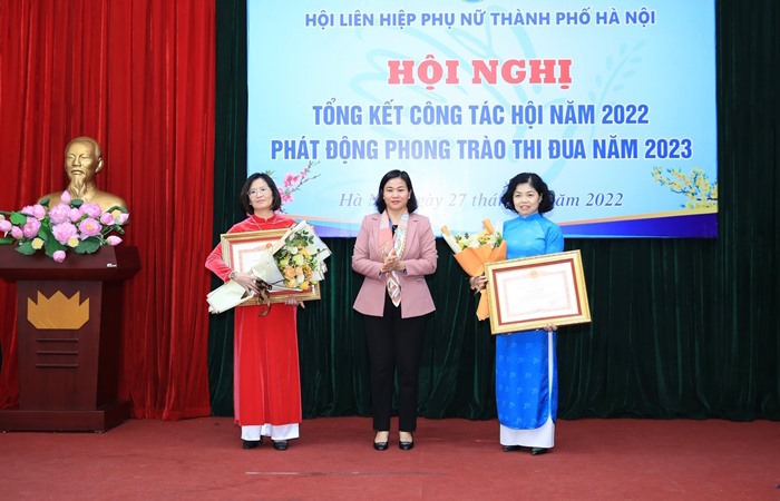 Các cấp Hội phụ nữ Thủ đô Giúp 3 168 hộ nghèo, cận nghèo, khó khăn