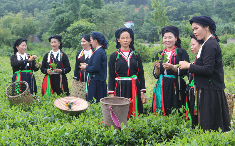 Ban hành Chương trình hành động thực hiện Chiến lược công tác dân tộc