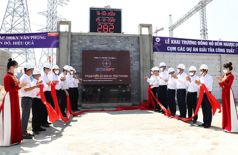 Đóng điện Dự án đường dây 500kV Vân Phong - Vĩnh Tân - Thuận Nam