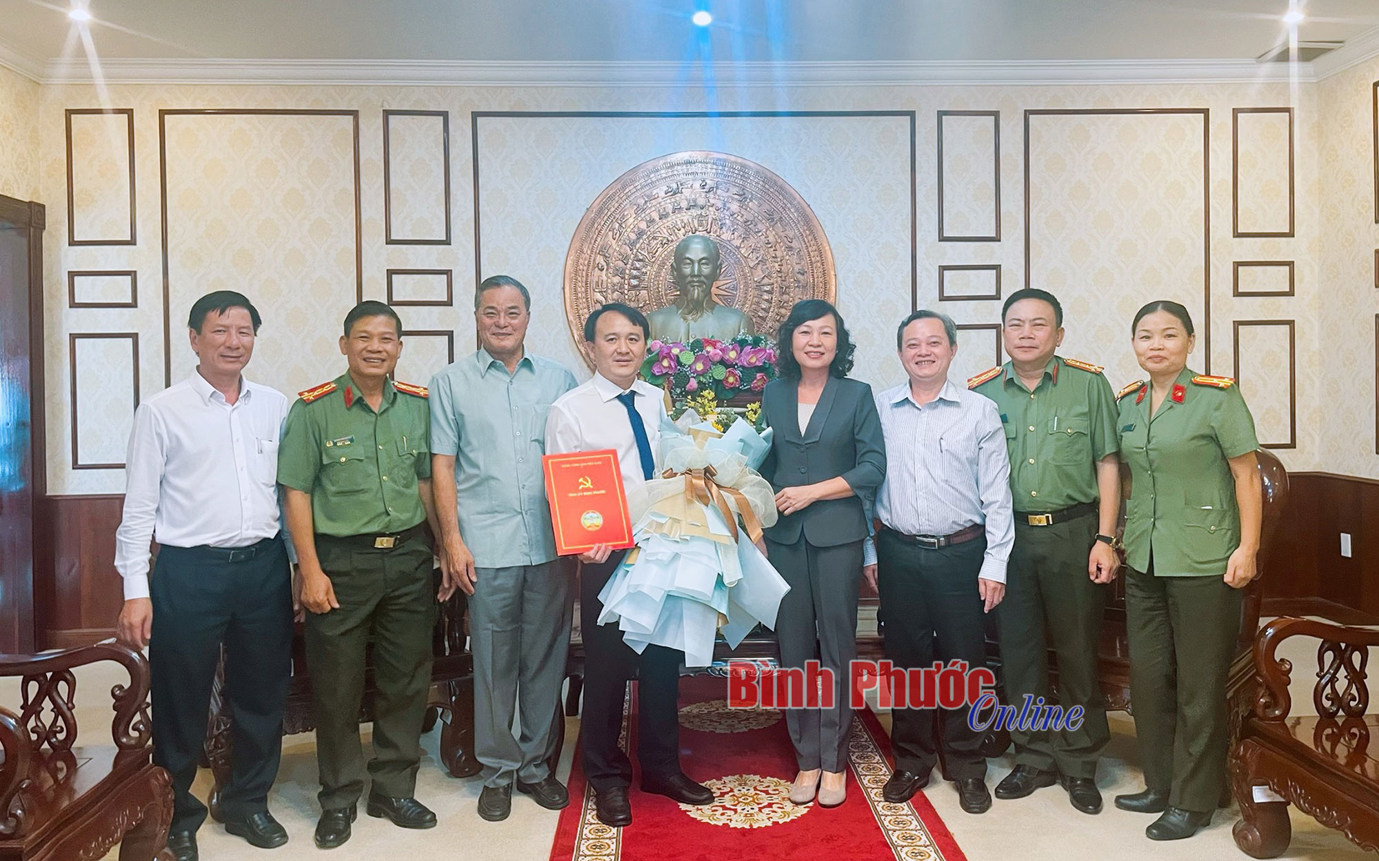 Bình Phước trao Quyết định bổ nhiệm cán bộ