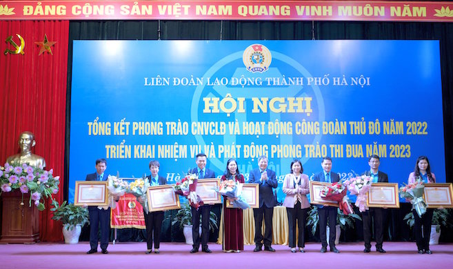 Khơi dậy lòng yêu nước, tiềm năng lao động sáng tạo của đội ngũ công nhân lao động