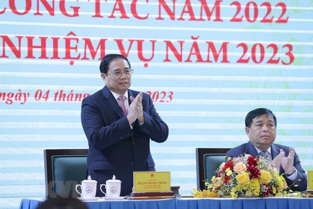 Tiếp tục tham mưu các giải pháp chiến lược phát triển kinh tế - xã hội