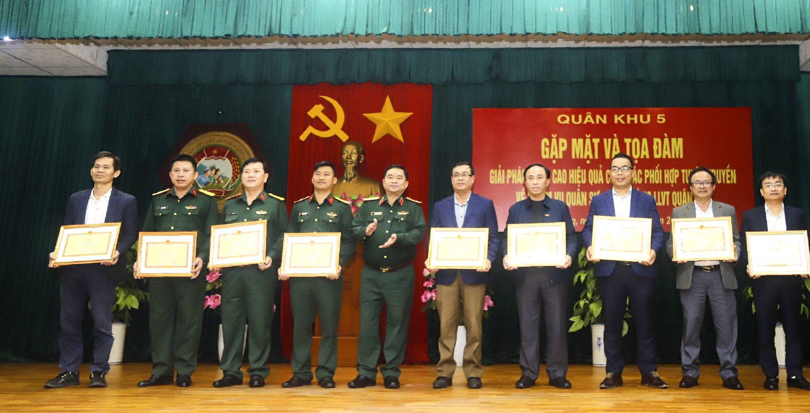 Lan tỏa hình ảnh đẹp của “Người chiến sĩ Khu 5 anh hùng”