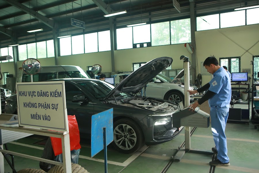 Vẫn nhận được giấy chứng nhận dù trung tâm đăng kiểm bị đóng cửa