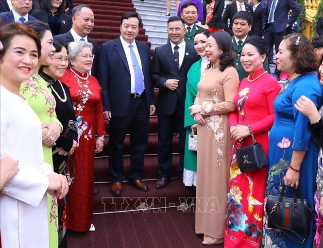Phó Chủ tịch nước Võ Thị Ánh Xuân gặp mặt những tấm lòng vàng năm 2022