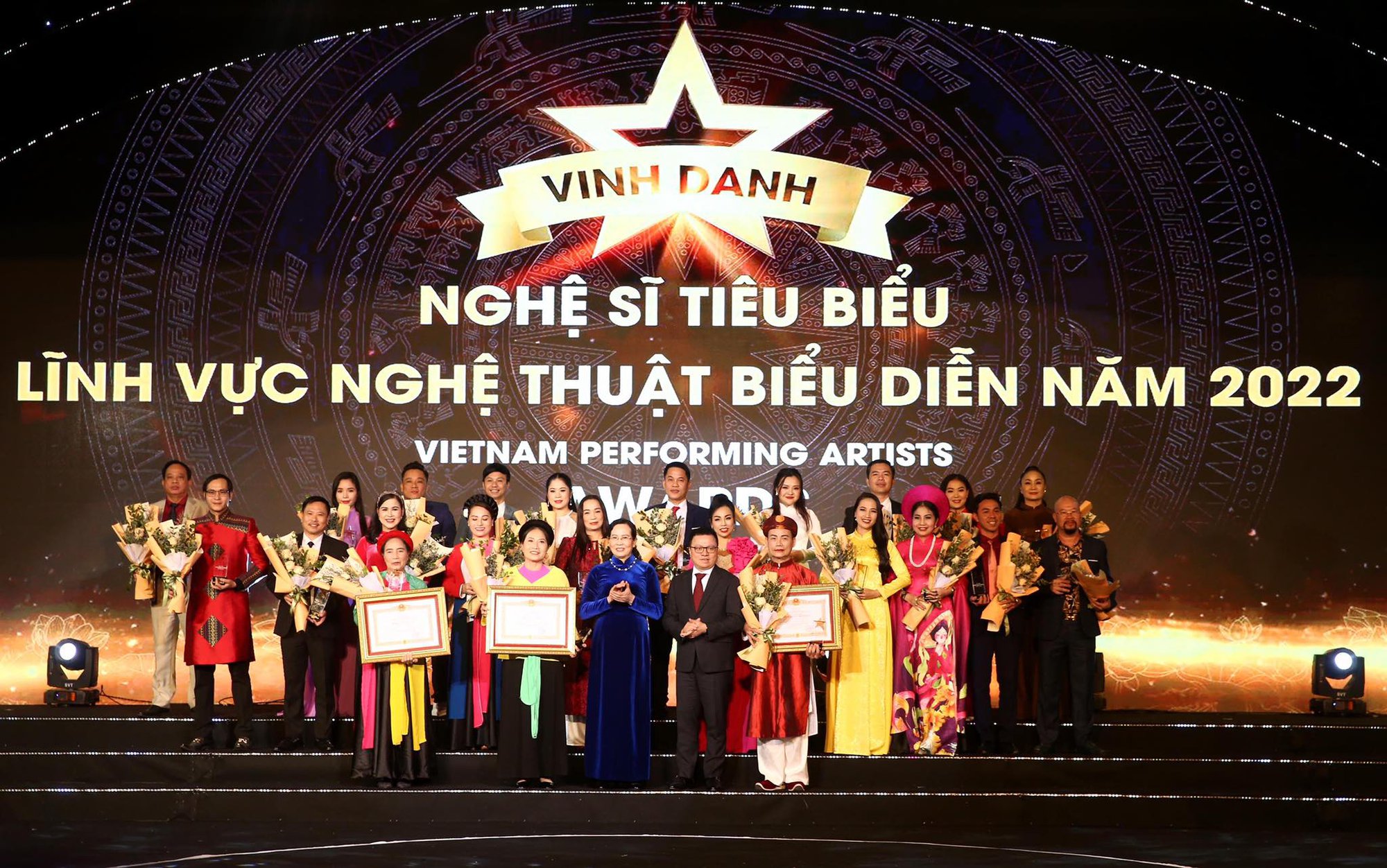 Vinh danh 63 nghệ sĩ tiêu biểu năm 2022