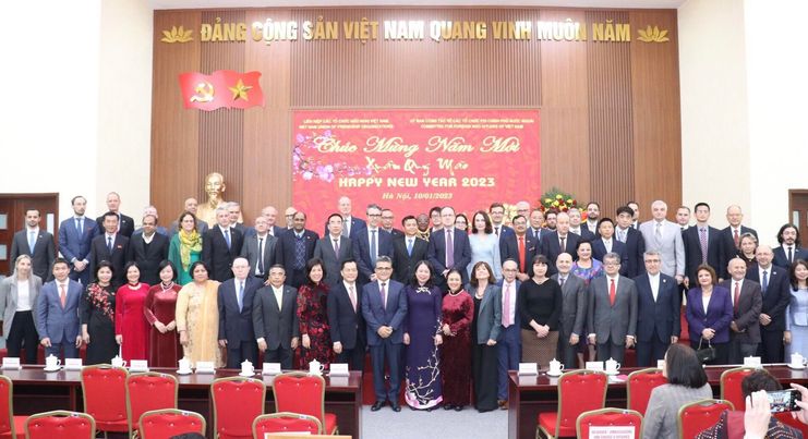 Góp phần vun đắp tình hữu nghị