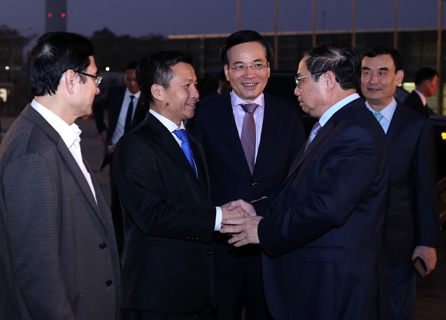 Thủ tướng Phạm Minh Chính lên đường thăm chính thức CHDCND Lào