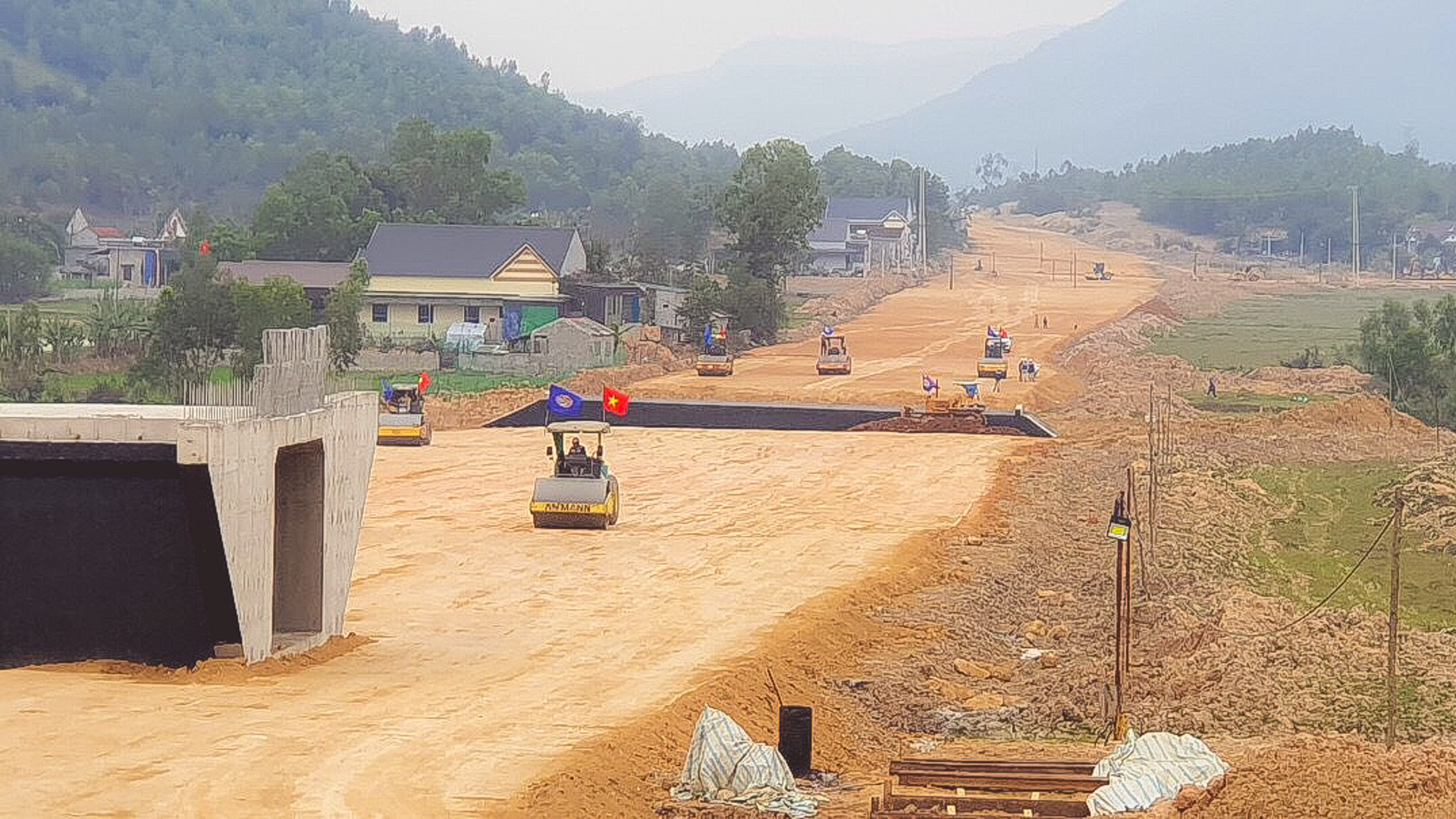 Đặt tiến độ, chất lượng dự án giao thông lên hàng đầu