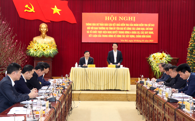 Cụ thể hóa Nghị quyết theo hướng thống nhất, có vận dụng sáng tạo, sâu sát, phù hợp với điều kiện thực tiễn của địa phương