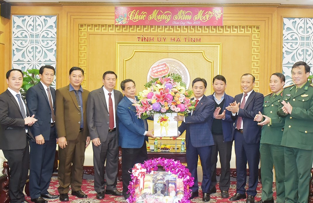 Đẩy mạnh quan hệ hữu nghị, hợp tác giữa Hà Tĩnh và Bolikhamxay