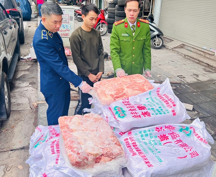 Hà Nội Thu giữ 1 tấn nầm lợn không rõ nguồn gốc