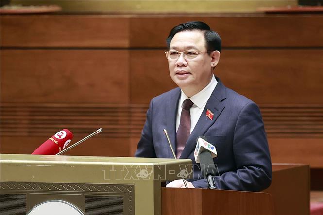 Chủ tịch Quốc hội Vương Đình Huệ gặp mặt các đồng chí nguyên lãnh đạo Quốc hội