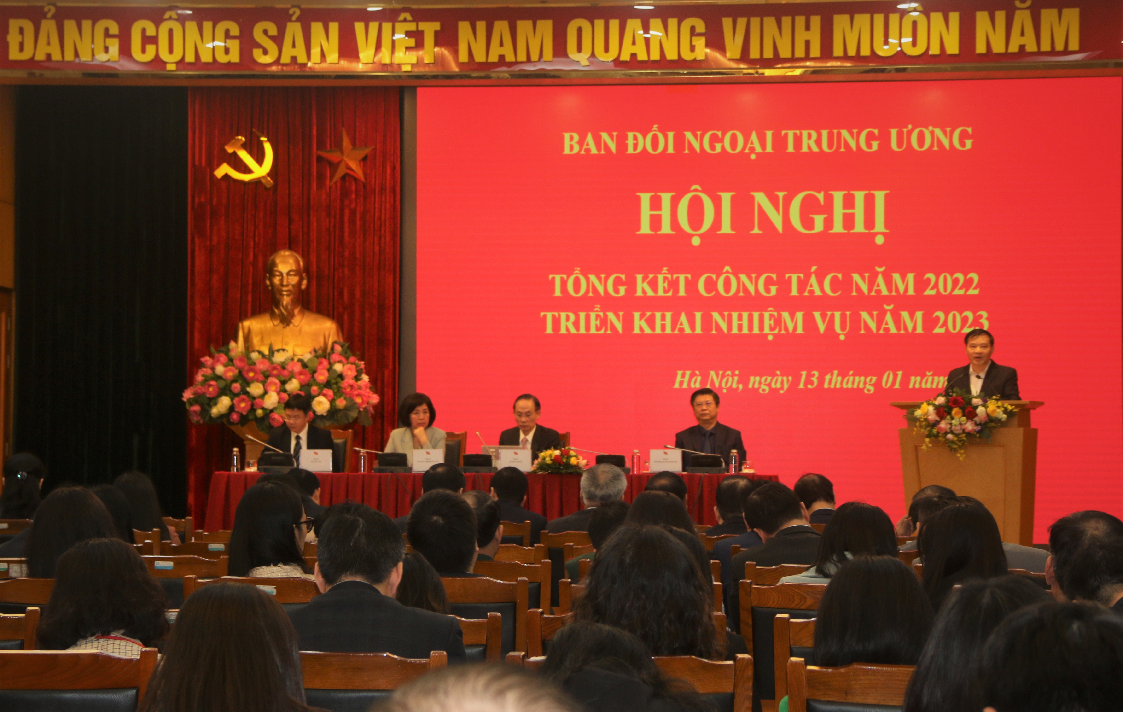 Góp phần quan trọng thực hiện các mục tiêu, đường lối đối ngoại của Đảng