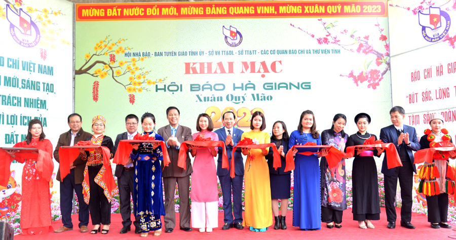 Hà Giang Khai mạc Hội Báo Xuân Quý Mão 2023