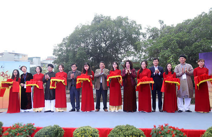 Khai mạc Hội chữ Xuân Quý Mão 2023 tại Văn Miếu - Quốc Tử Giám