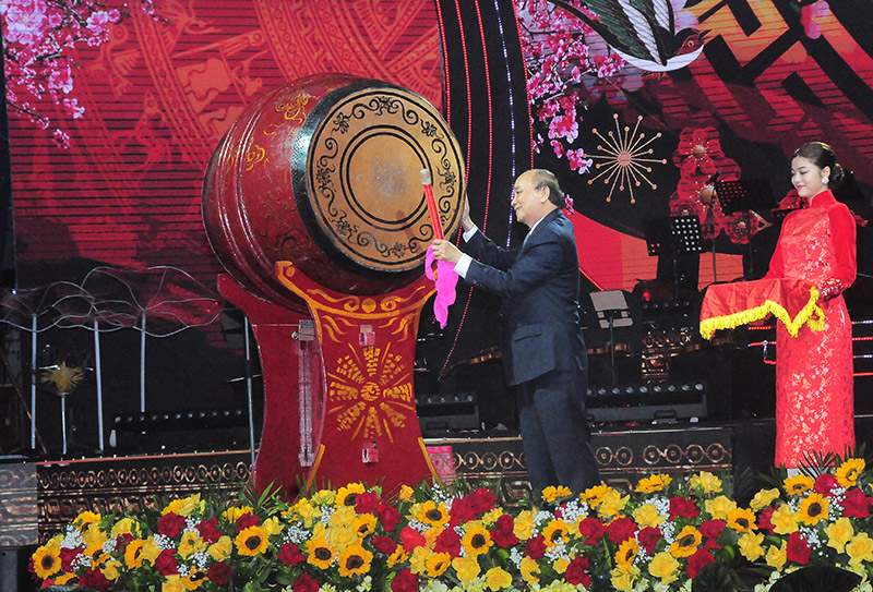 Xuân Quê hương 2023 ấm áp nghĩa tình những người con đất Việt