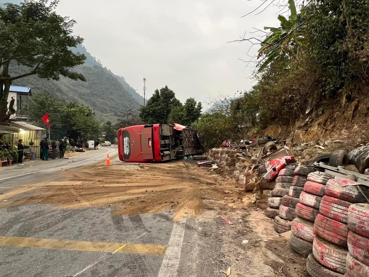 Ngăn ngừa tai nạn giao thông liên quan đến xe khách