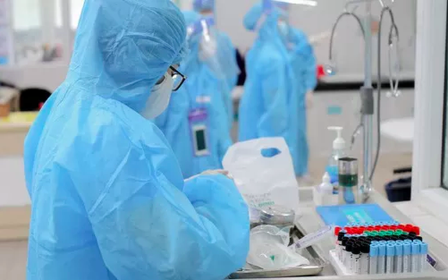 Số ca mắc COVID-19 mới tăng mạnh